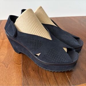 Pedro Garcia Floreal Perforated Slingback Platform Sandals in Nave  Blue Sz 38.5